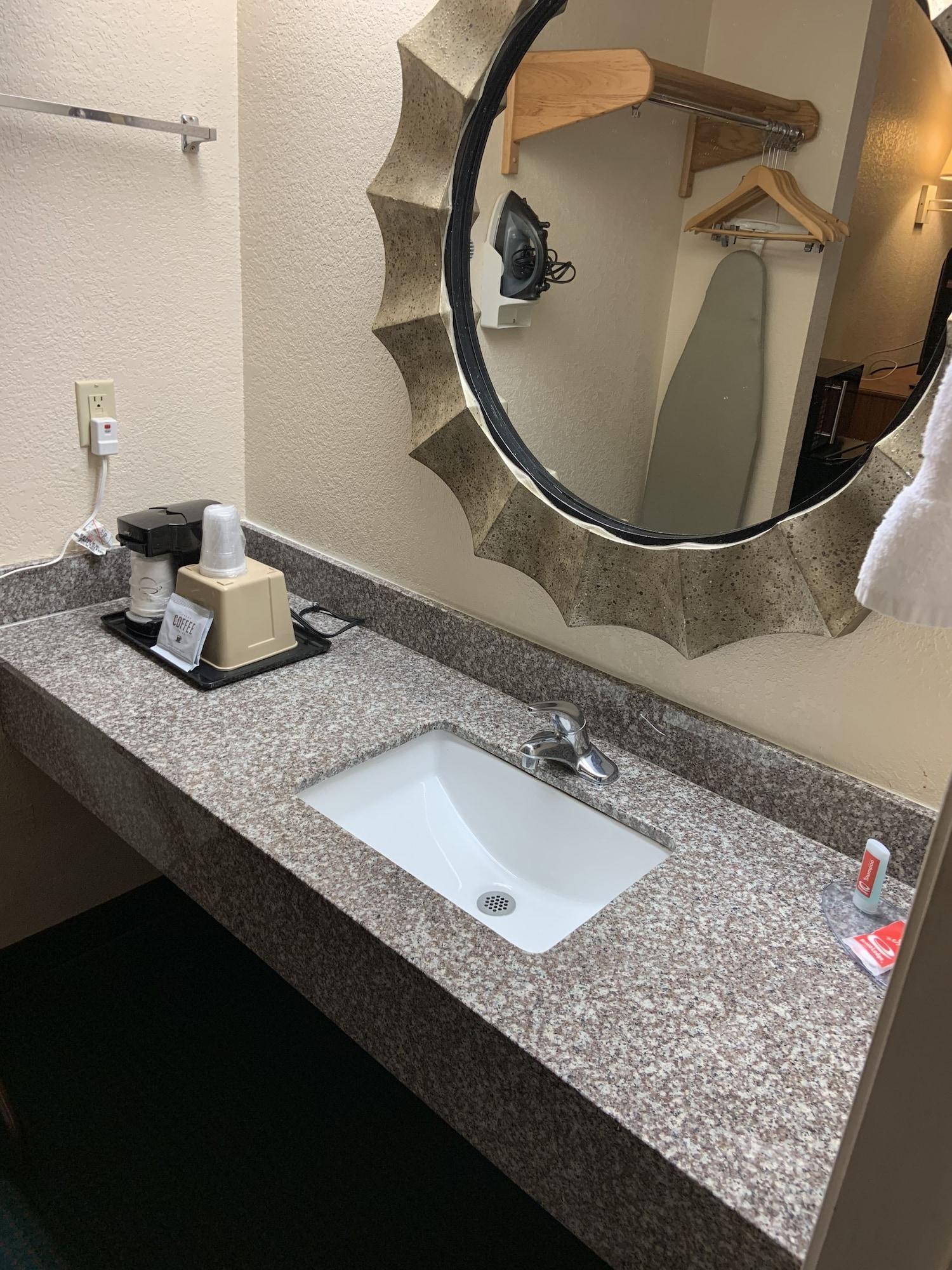 Econo Lodge San Antonio South San Antonio