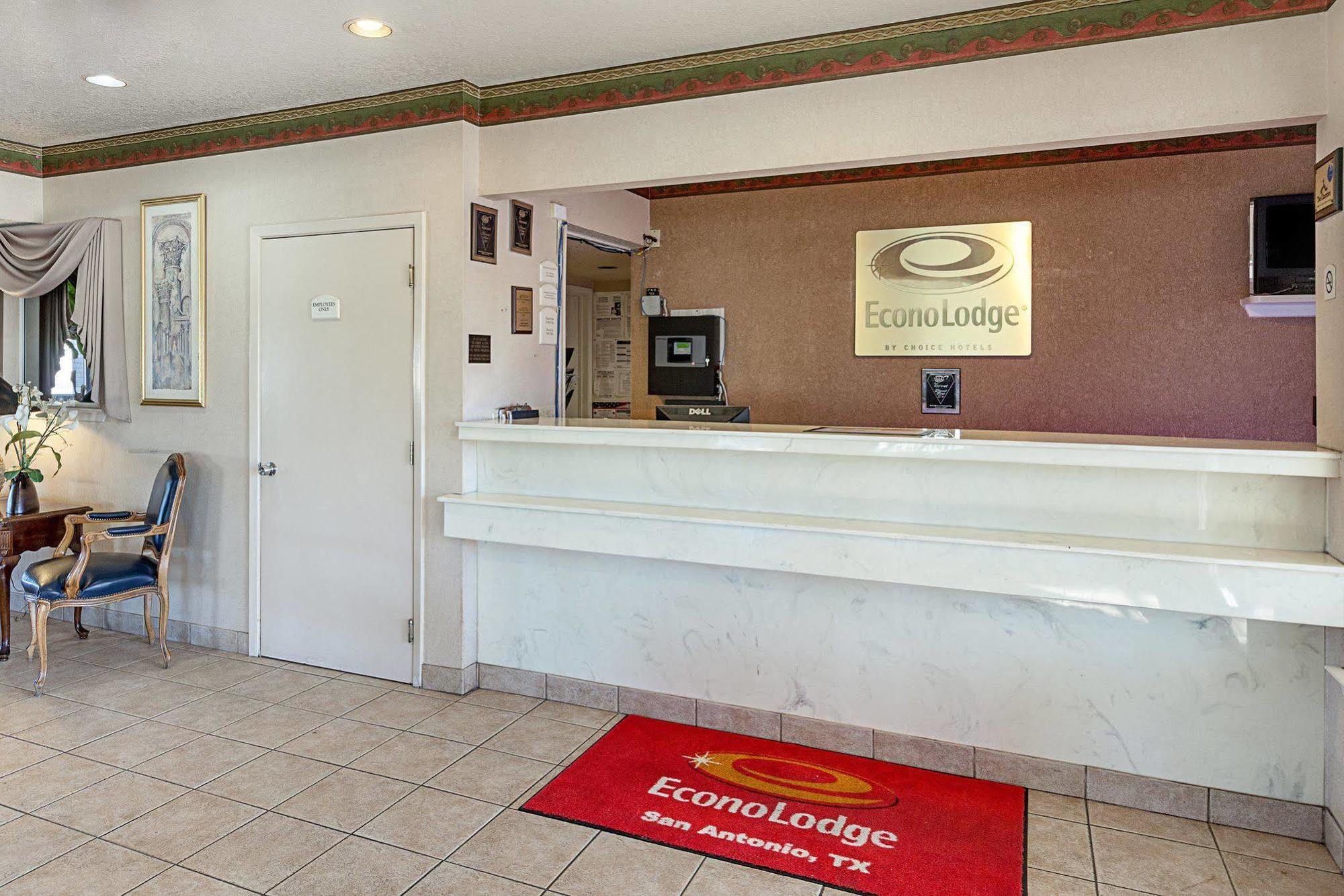 Econo Lodge San Antonio South Lodge *